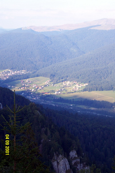 2001-09-04 17-03-48.JPG - RO Sinaia